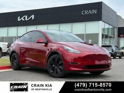 2024 Tesla Model Y Long Range - AWD / THIRD ROW! / CLEAN CARFAX