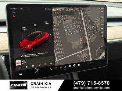 2024 Tesla Model Y Long Range - AWD / THIRD ROW! / CLEAN CARFAX
