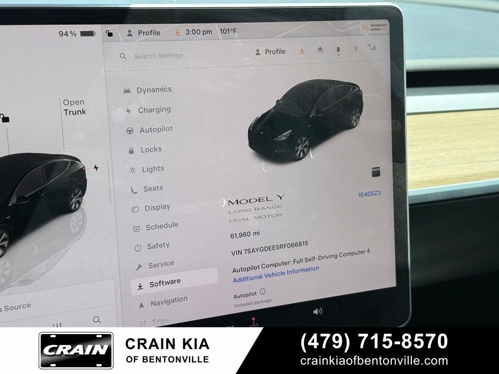 2024 Tesla Model Y Long Range - AWD / CLEAN CARFAX / ONE OWNER