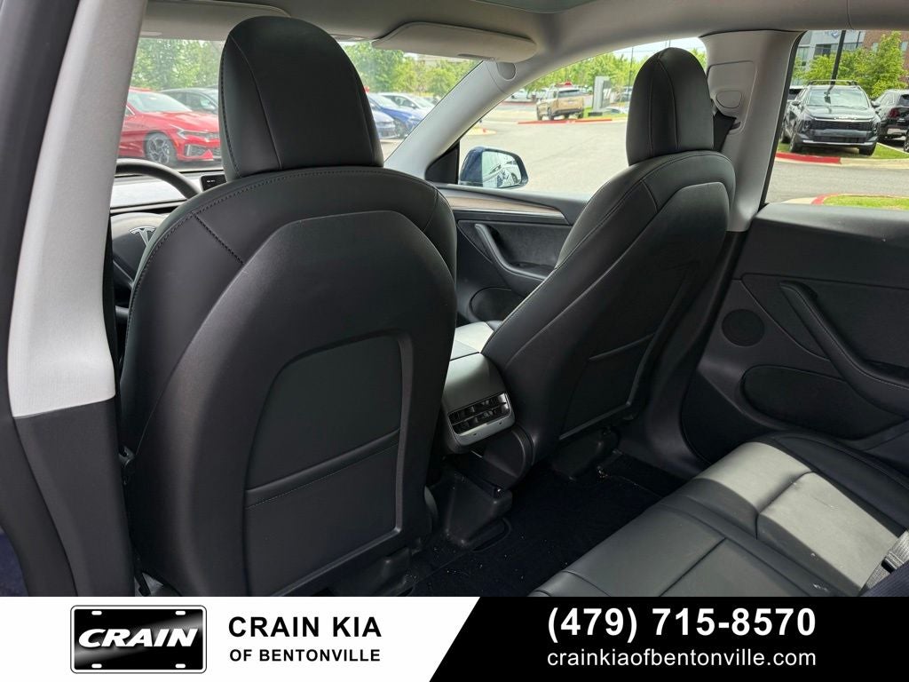 2022 Tesla Model Y Long Range - AWD / CLEAN CARFAX