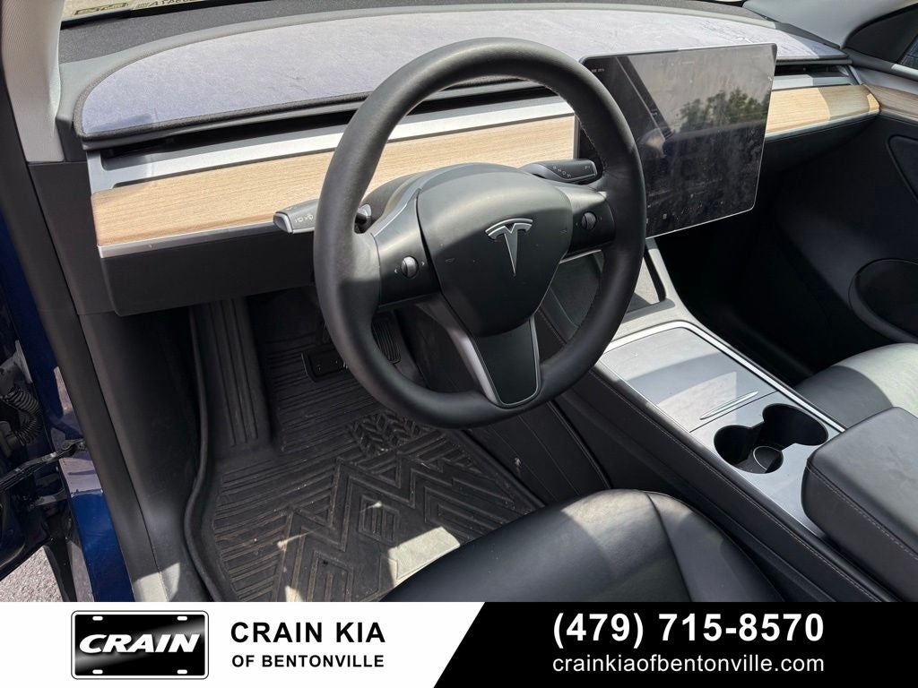 2022 Tesla Model Y Long Range - AWD / CLEAN CARFAX