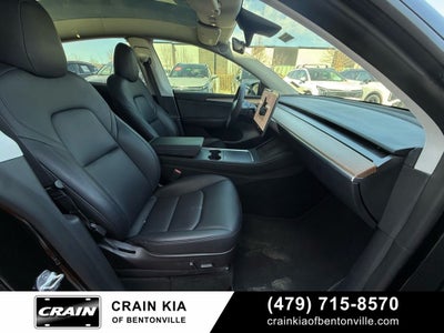 2023 Tesla Model Y Performance - AWD / CARFAX ONE OWNER