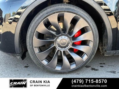 2023 Tesla Model Y Performance - AWD / CARFAX ONE OWNER