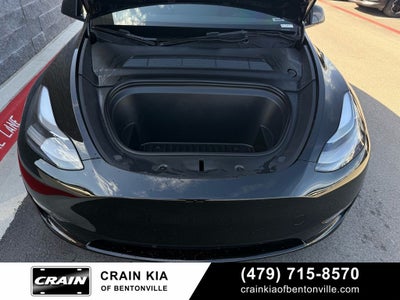 2023 Tesla Model Y Performance - AWD / CARFAX ONE OWNER