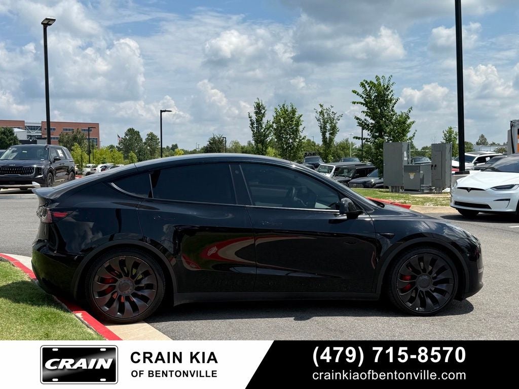 2022 Tesla Model Y Performance - AWD / CLEAN CARFAX / WHITE INTERIOR