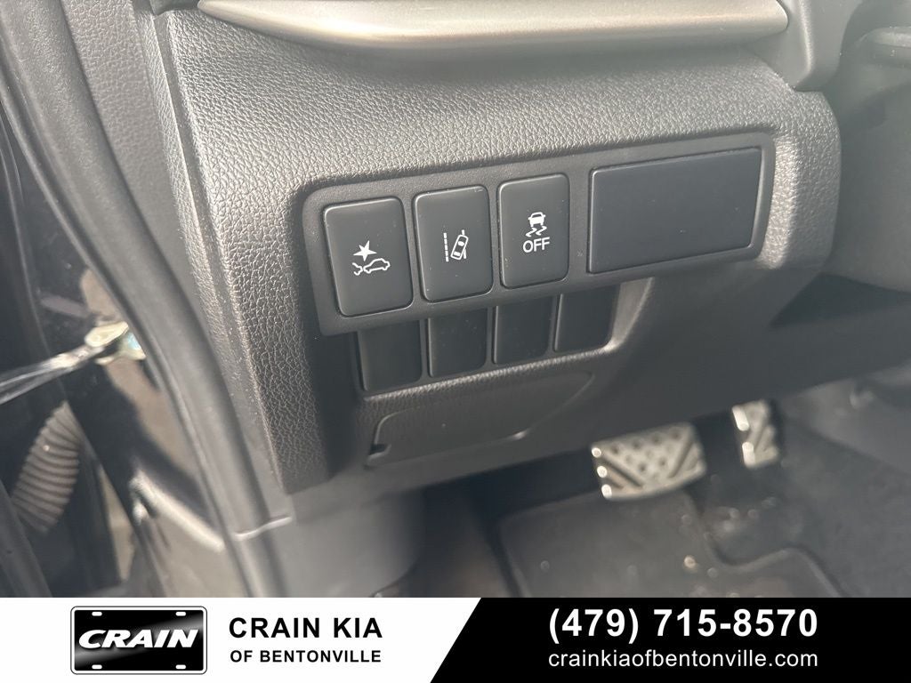 2022 Mitsubishi Eclipse Cross LE - CLEAN CARFAX / ONE OWNER