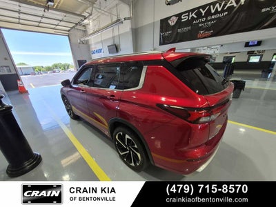 2023 Mitsubishi Outlander SEL - 4WD / CLEAN CARFAX