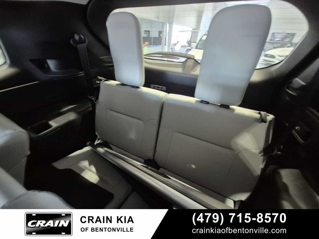 2023 Mitsubishi Outlander SEL - 4WD / CLEAN CARFAX