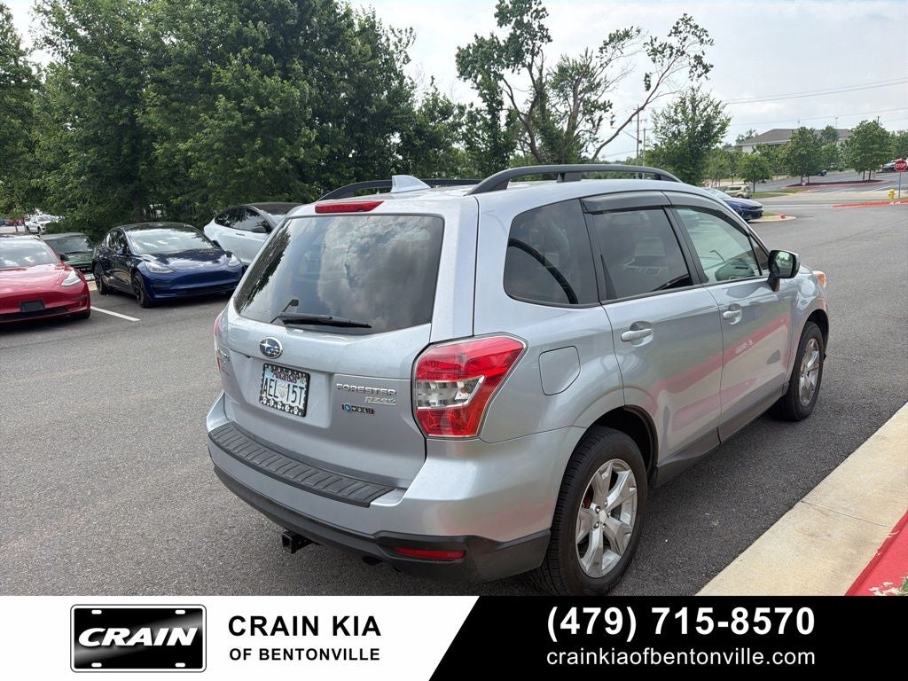 2016 Subaru Forester 2.5i Premium - AWD / SUNROOF / CLEAN CARFAX
