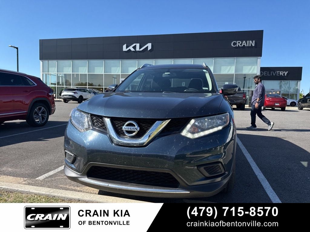2016 Nissan Rogue SV