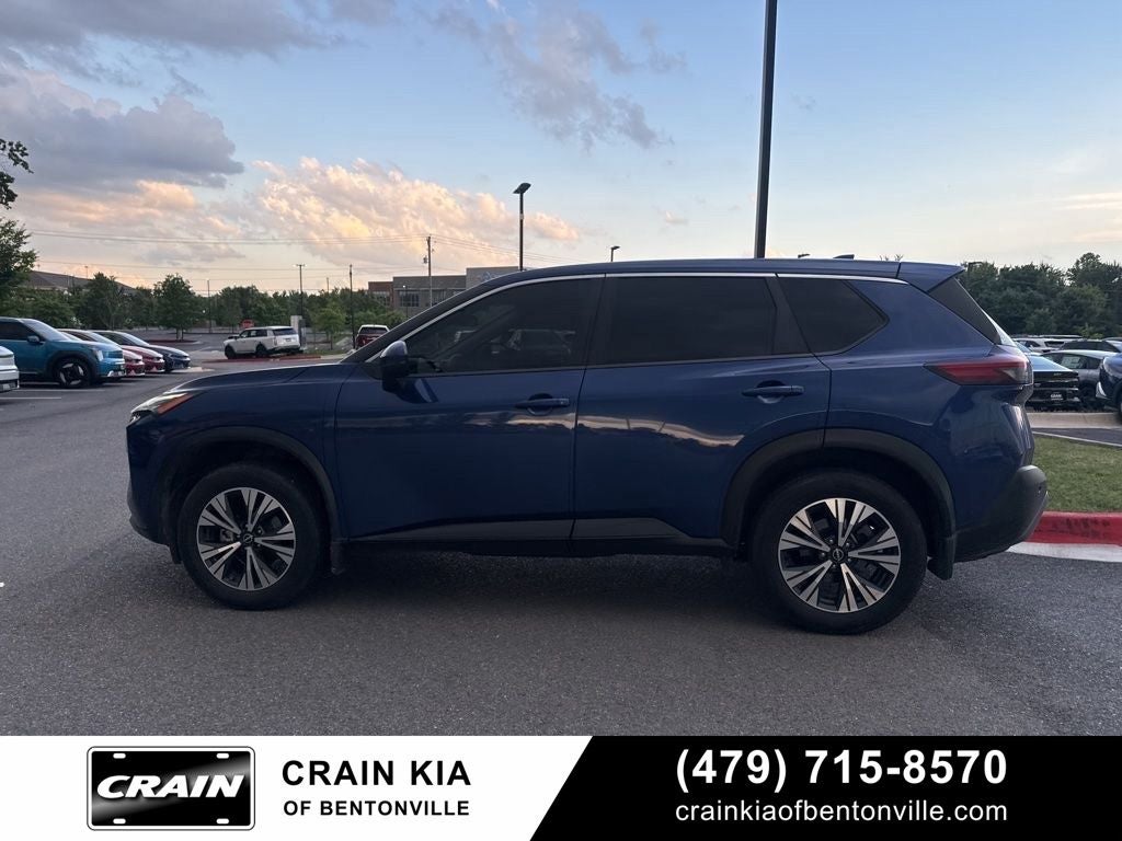 2023 Nissan Rogue SV - AWD / CLEAN CARFAX