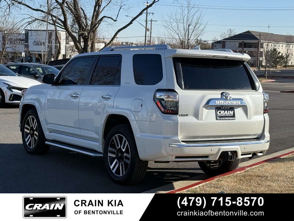 2018 Toyota 4Runner Limited - SUNROOF / LEATHER