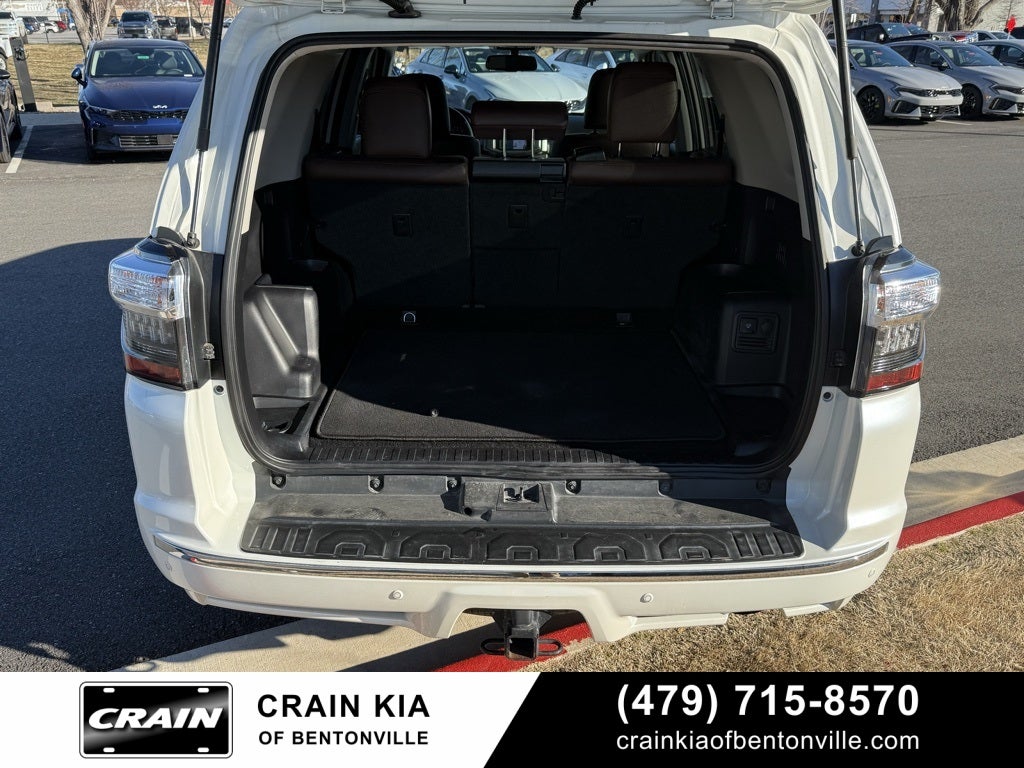 2018 Toyota 4Runner Limited - SUNROOF / LEATHER