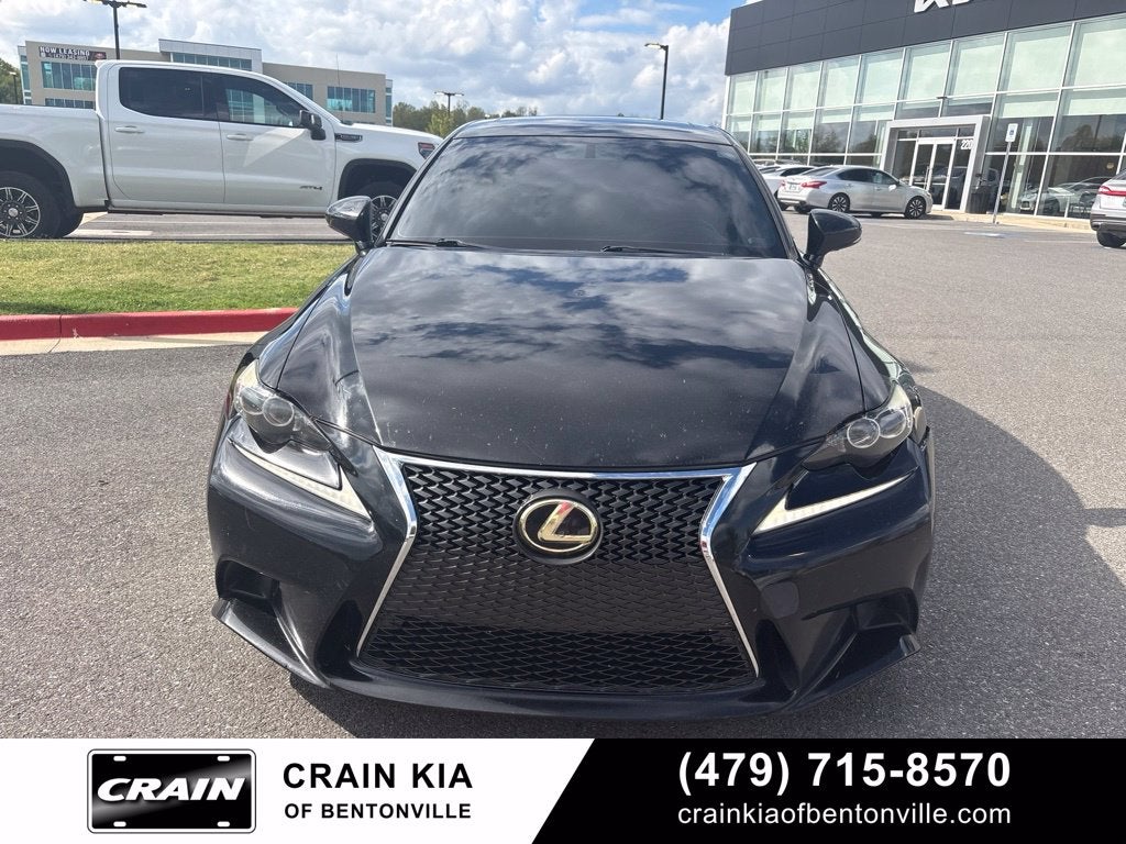 2016 Lexus IS 200t | F SPORT PACKAGE!