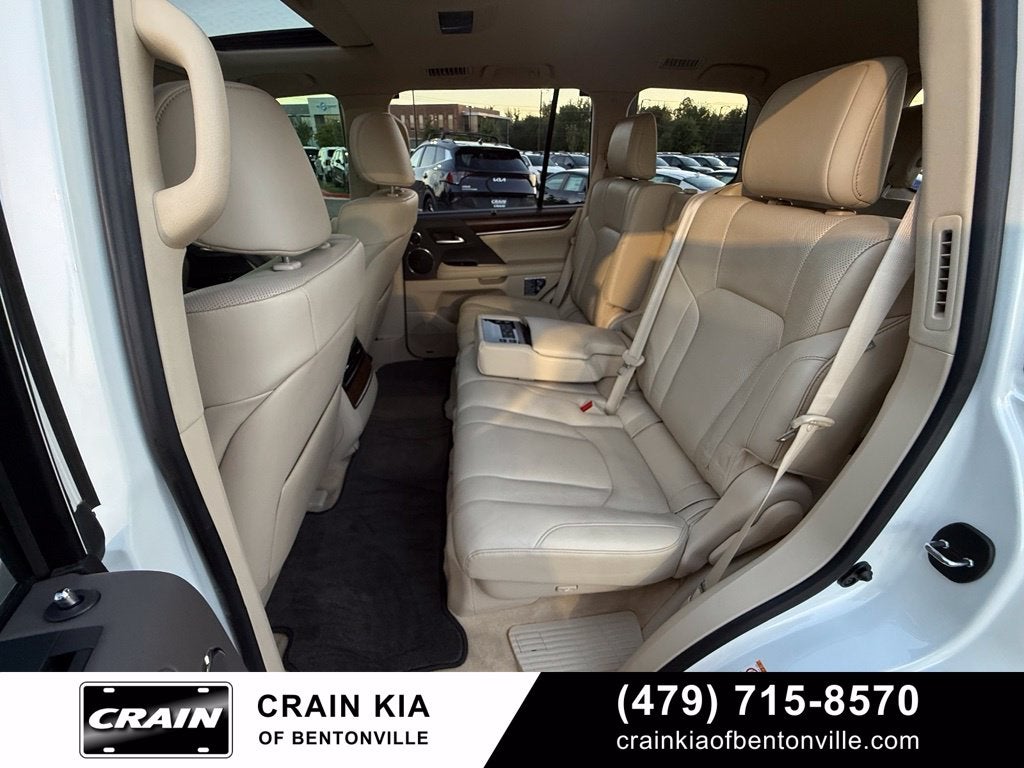 2016 Lexus LX 570 - 4WD / SUNROOF