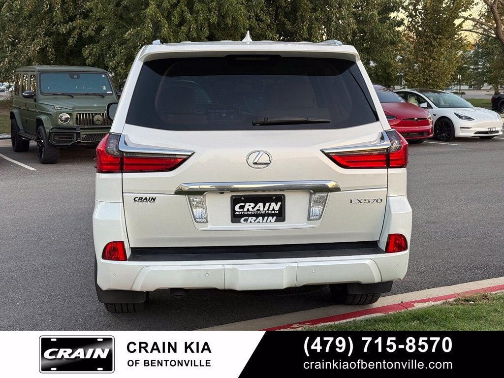 2016 Lexus LX 570 - 4WD / SUNROOF