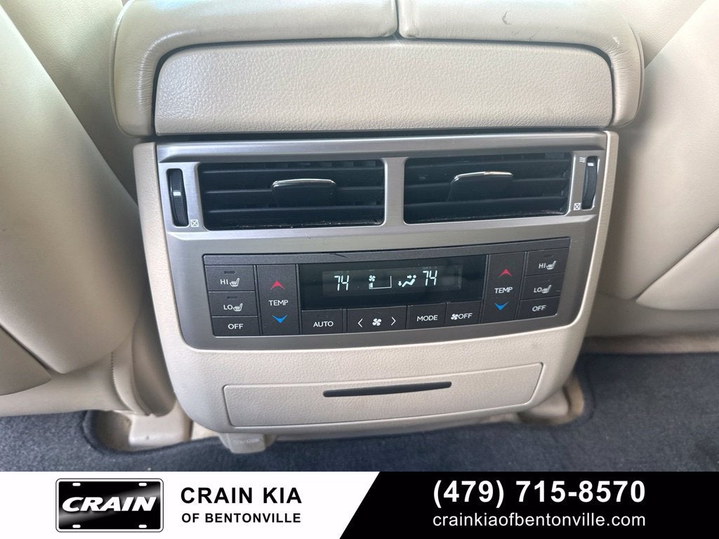 2013 Lexus LX 570 - 4WD / SUNROOF / CLEAN CARFAX