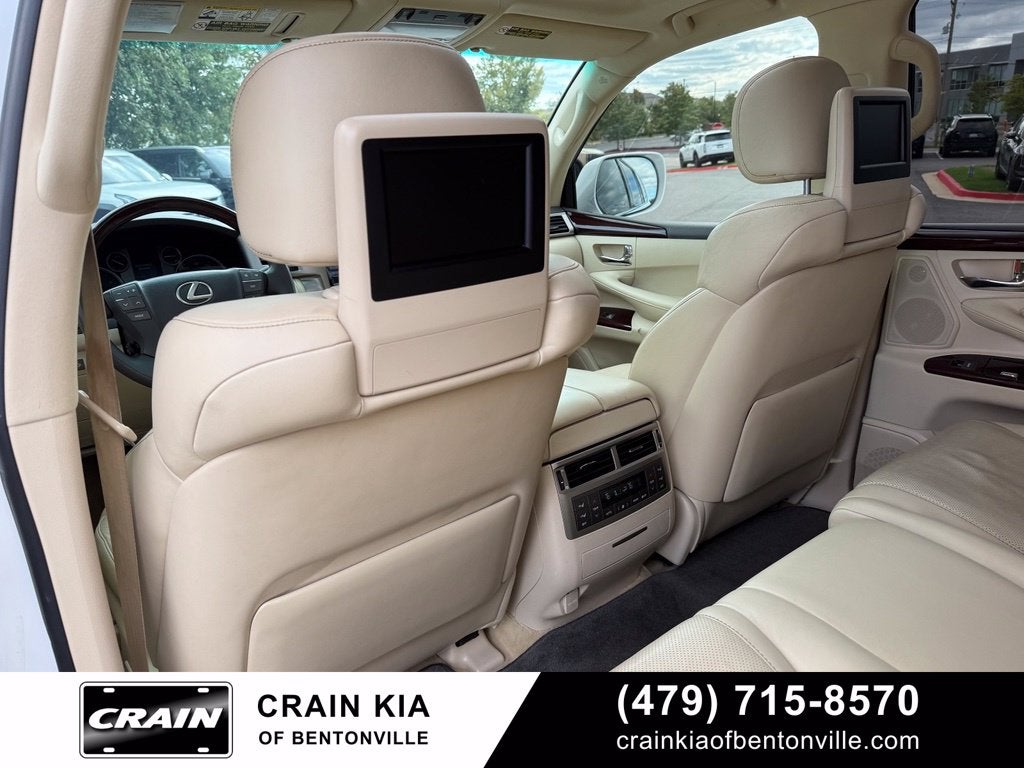 2013 Lexus LX 570 - 4WD / SUNROOF / CLEAN CARFAX