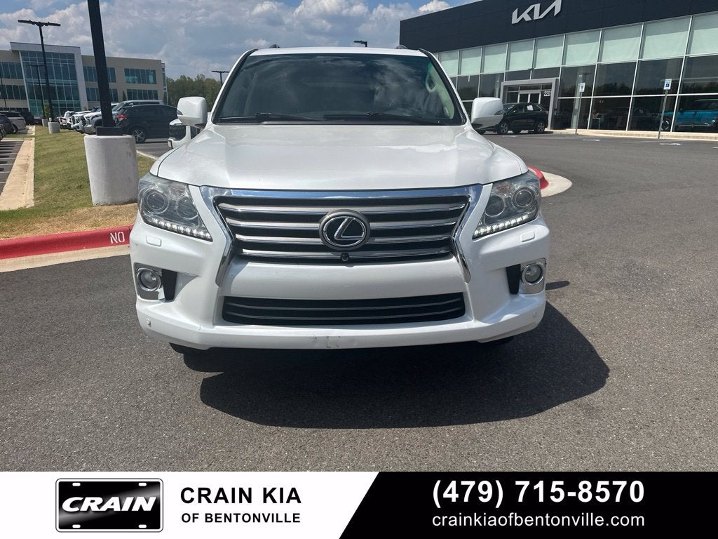2013 Lexus LX 570 - 4WD / SUNROOF / CLEAN CARFAX