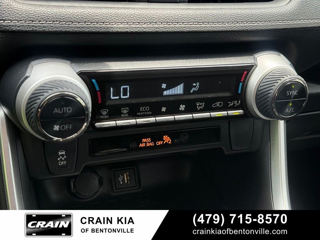 2025 Toyota RAV4 Hybrid LE - AWD / HYBRID!