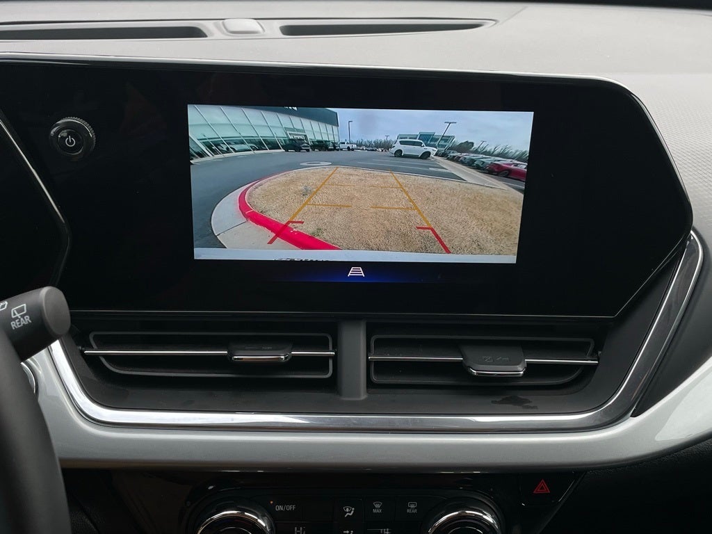 2025 Chevrolet Trax LT - CLEAN CARFAX / ONE OWNER