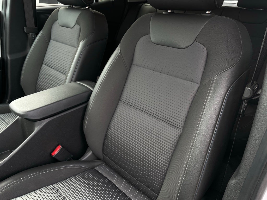 2025 Chevrolet Trax LT - CLEAN CARFAX / ONE OWNER