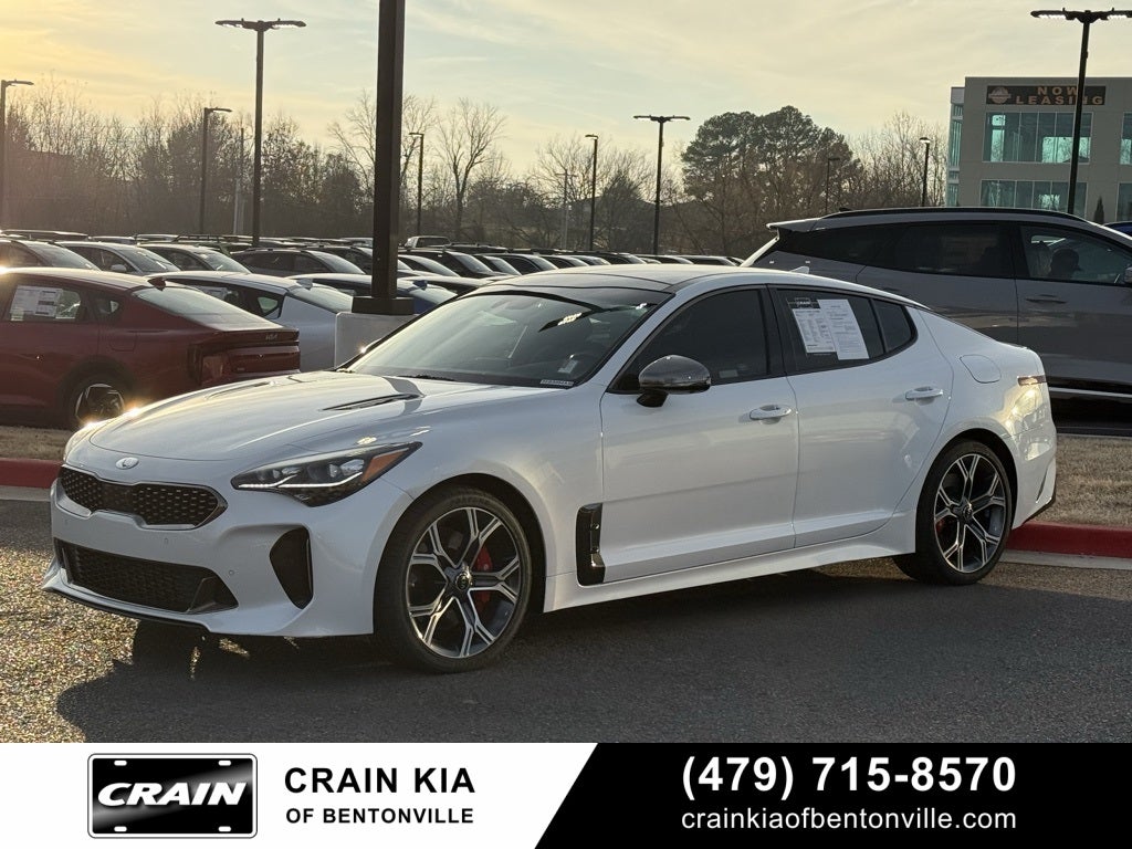 2019 Kia Stinger GT2 - SUNROOF / RED INTERIOR
