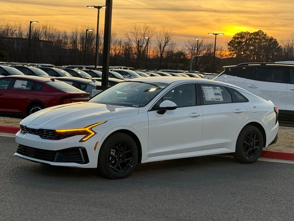 2026 Kia K5 LXS