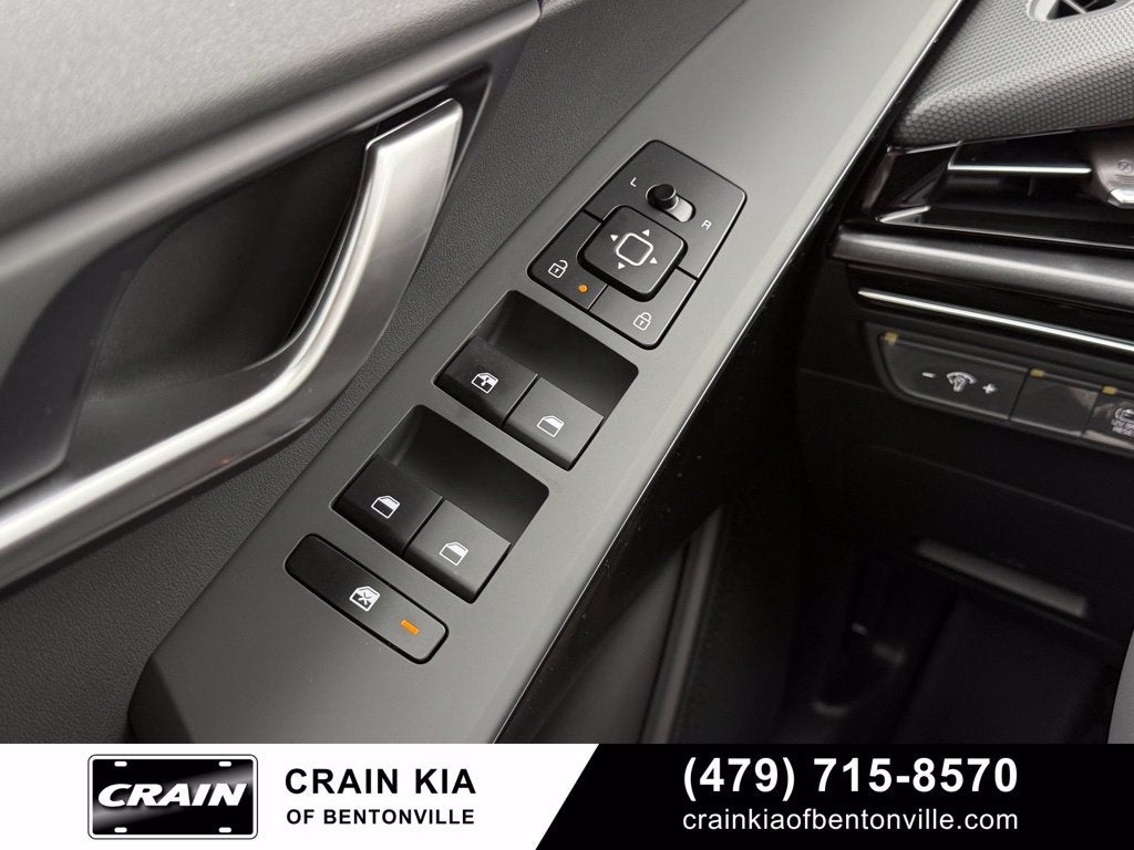 2027 Kia Niro LX