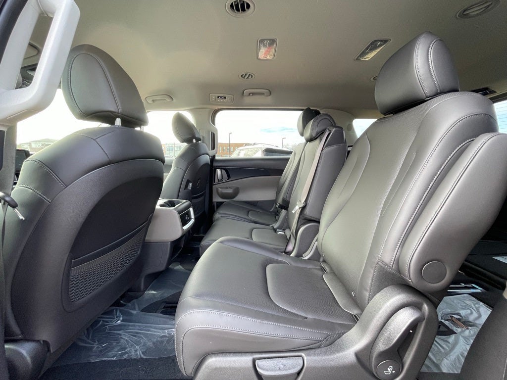 2026 Kia Carnival LXS