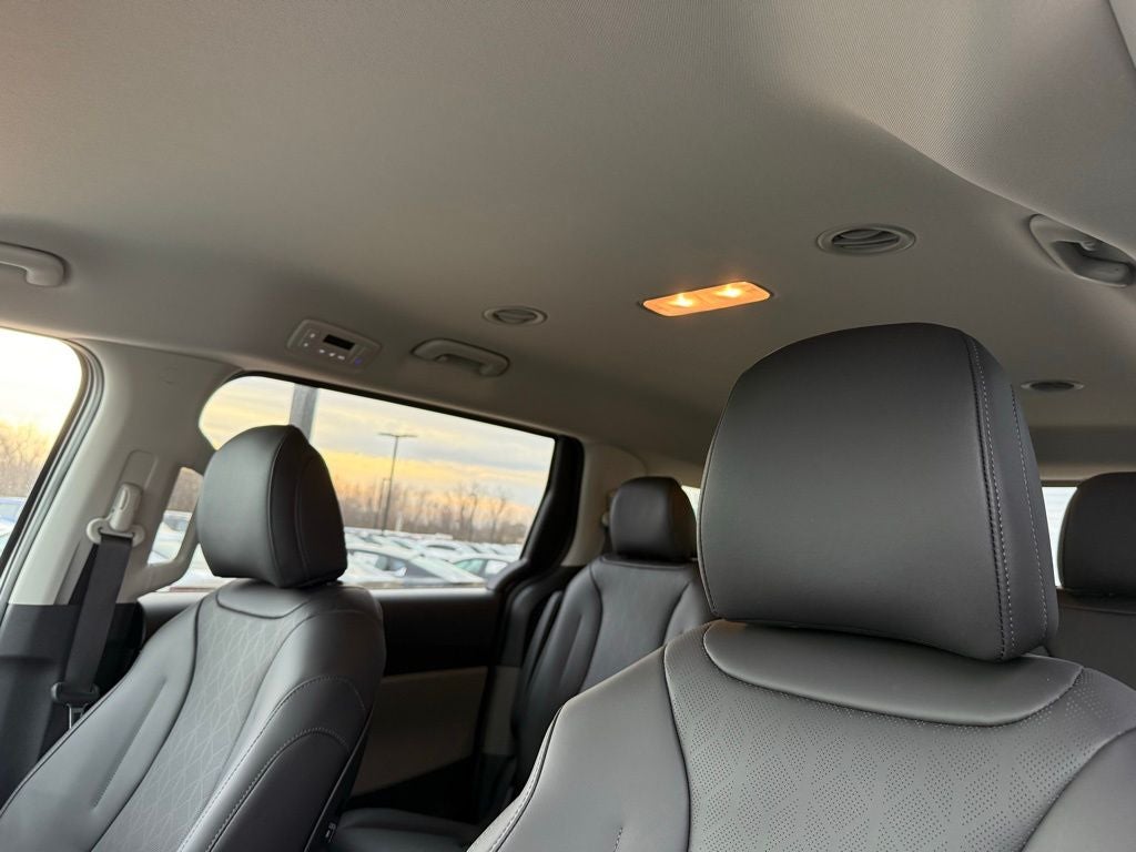 2026 Kia Carnival LXS