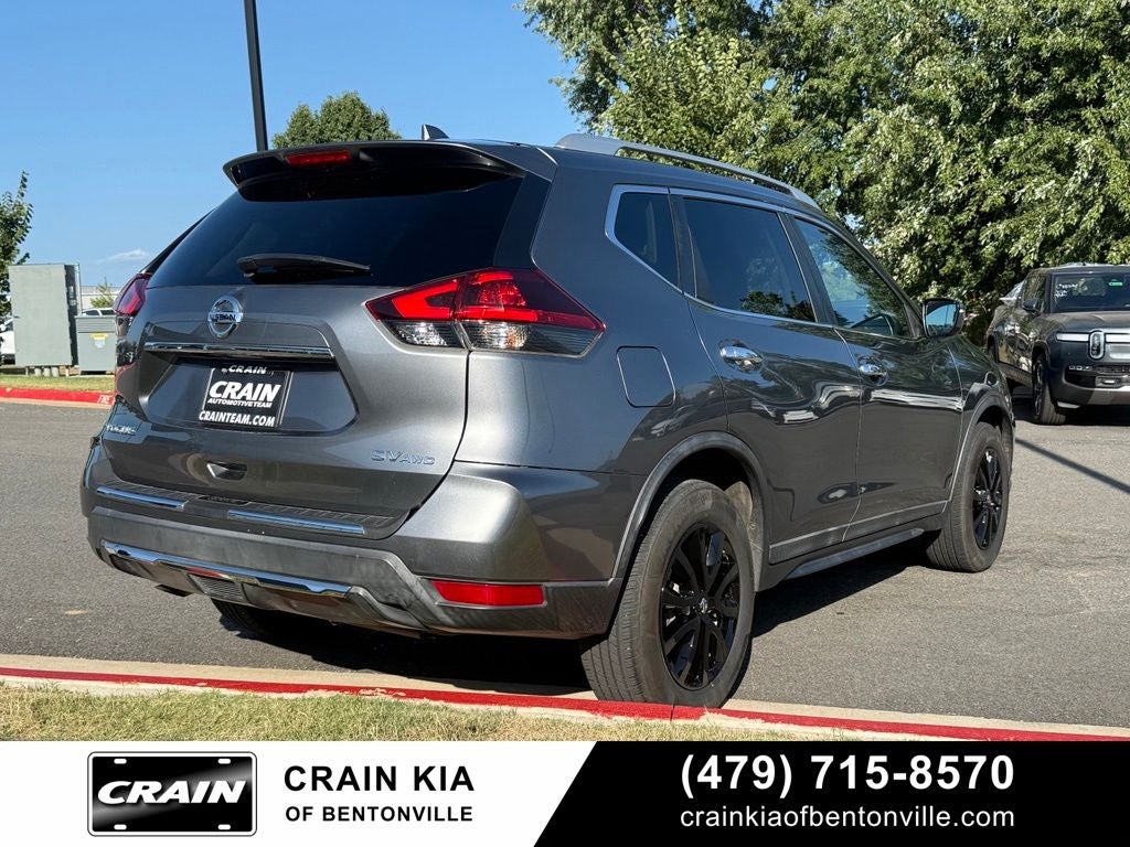 2018 Nissan Rogue SV - AWD