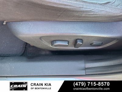 2016 Nissan Rogue SV - AWD / CLEAN CARFAX