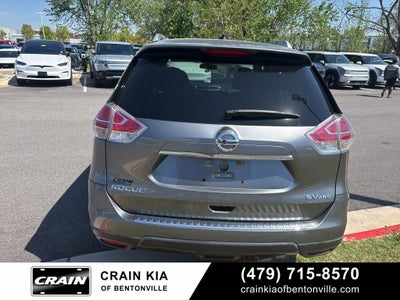 2016 Nissan Rogue SV - AWD / CLEAN CARFAX