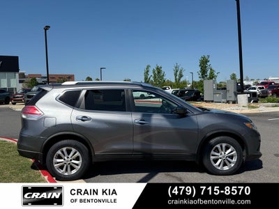 2016 Nissan Rogue SV - AWD / CLEAN CARFAX