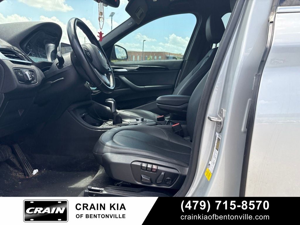 2018 BMW X1 sDrive28i - PANORAMIC SUNROOF