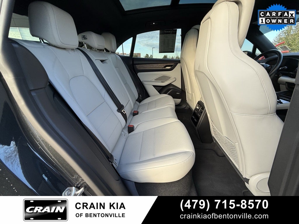 2024 Porsche Macan Electric 4 - AWD / PANORAMIC SUNROOF / ONE OWNER