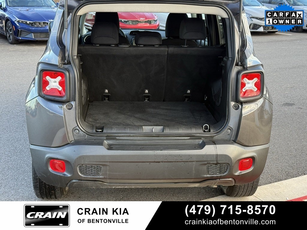 2019 Jeep Renegade Latitude - 4WD / CLEAN CARFAX / ONE OWNER