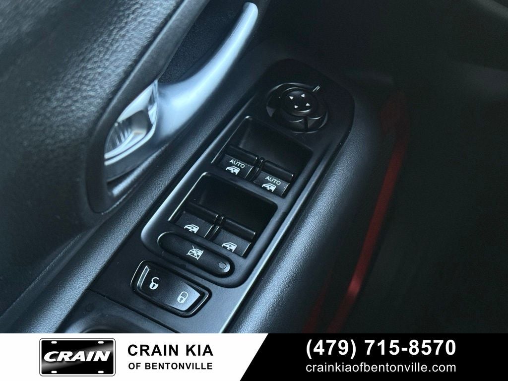 2022 Jeep Renegade Trailhawk - 4WD / PANORAMIC SUNROOF / ONE OWNER