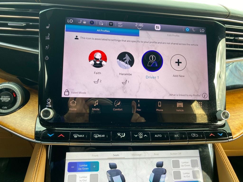 2022 Jeep Grand Wagoneer Series III 4X4 / MOONROOF / NAV