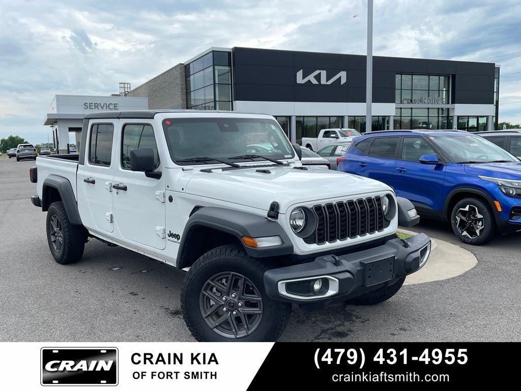 2025 Jeep Gladiator Sport S Auto's photo