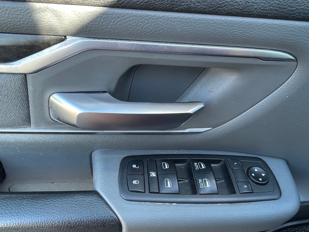 2019 RAM 1500 Big Horn/Lone Star 4X4 / CLEAN CARFAX