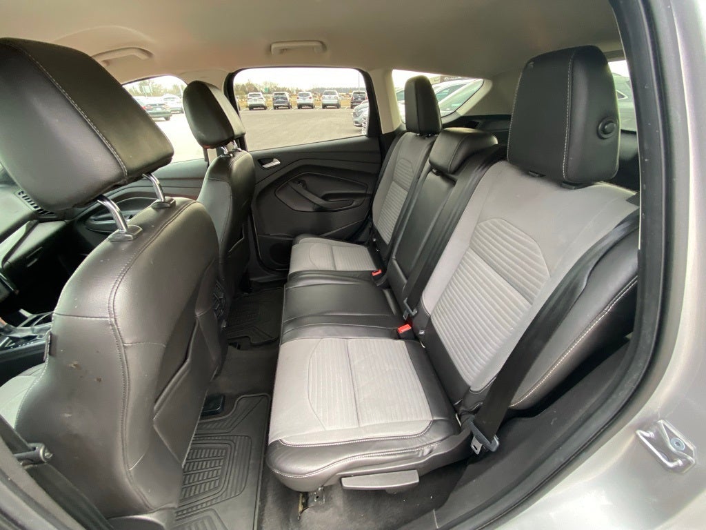 2017 Ford Escape SE FWD / DUAL ZONE AC