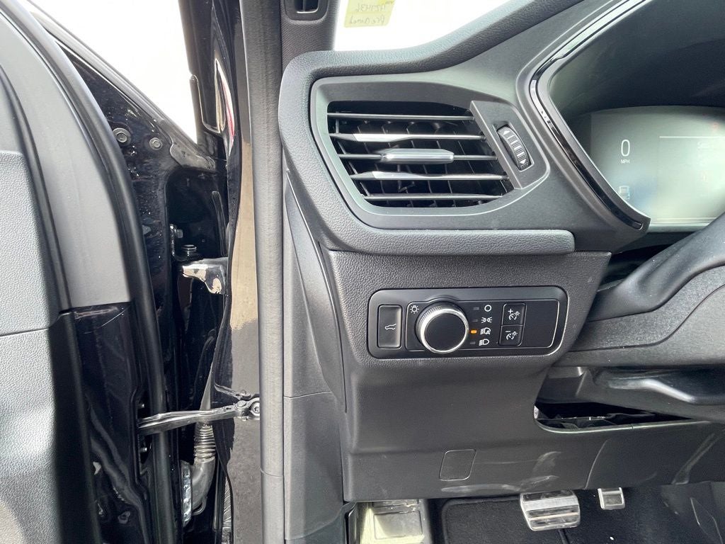 2024 Ford Escape ST-Line ONE OWNER / POWER LIFTGATE