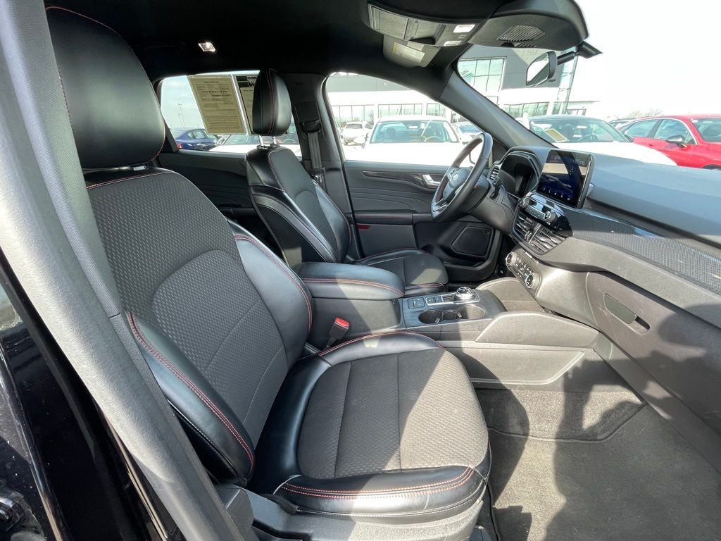 2024 Ford Escape ST-Line ONE OWNER / POWER LIFTGATE