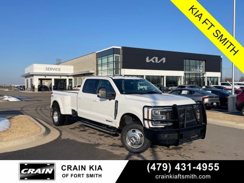 2024 Ford F-350SD Lariat 4X4 / NAV / HEATED SEATS