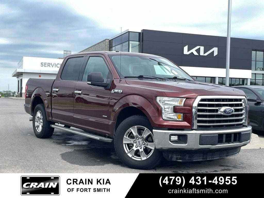 2015 Ford F-150 XLT SuperCrew 145-in's photo