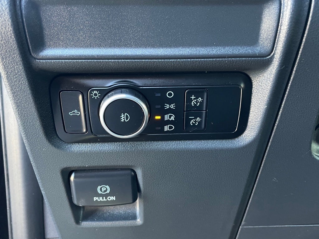 2024 Ford F-150 STX 4X4 / NAV / ONE OWNER