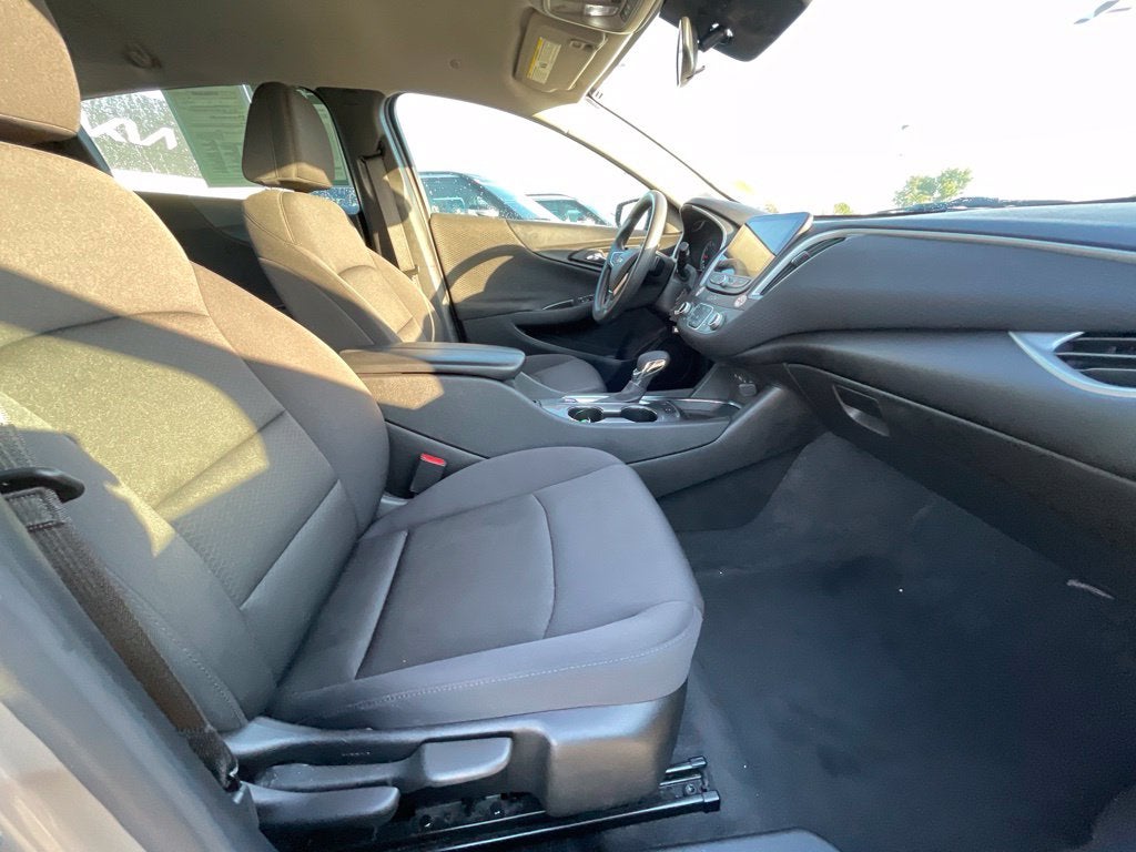 2024 Chevrolet Malibu LT 1LT / HEATED SEATS / BLUETOOH
