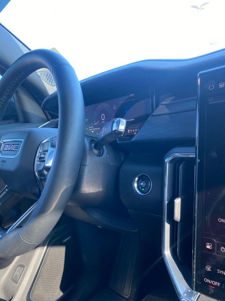 2024 GMC Acadia Elevation NAV / LUXURY PACKAGE / HEATED SEATS